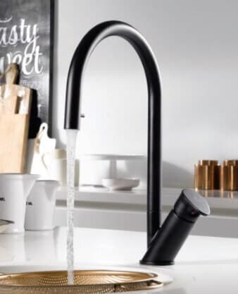 ברז מטבח חמת נשלף גל שחור מוברש Wave 305169GM Pull Down - תמונה 1 מתוך 1